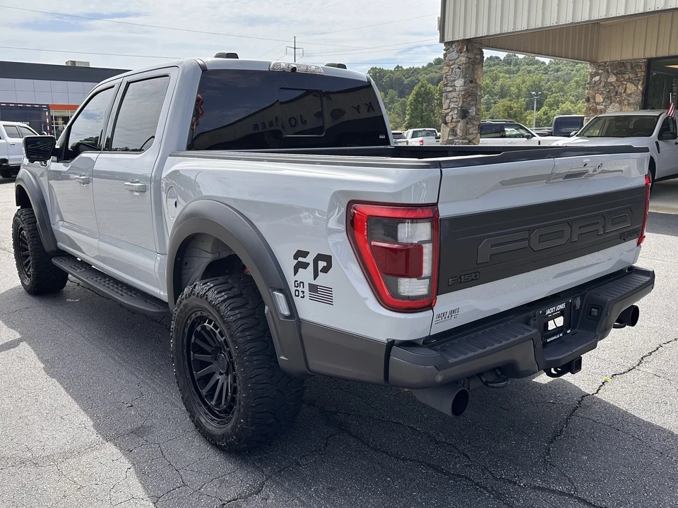2023 Ford F-150 Raptor 14th Gen - Image 8 of 31