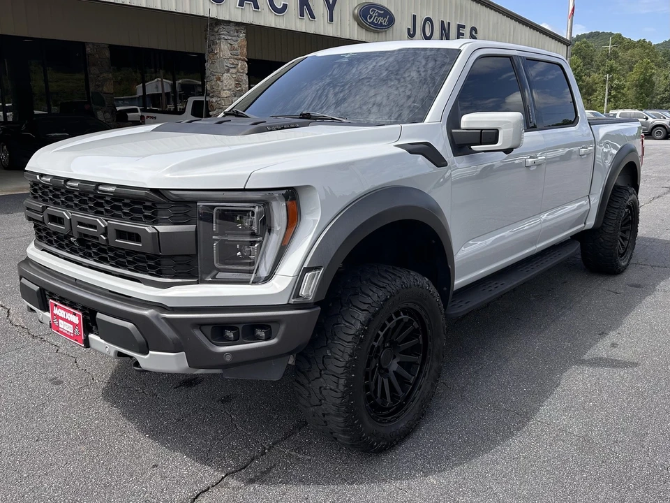 2023 Ford F-150 Raptor 14th Gen - Image 2 of 31