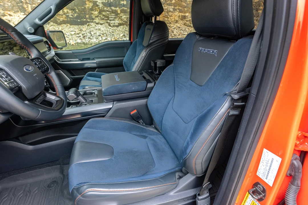 2023 Ford F-150 Raptor 14th Gen - Image 26 of 31