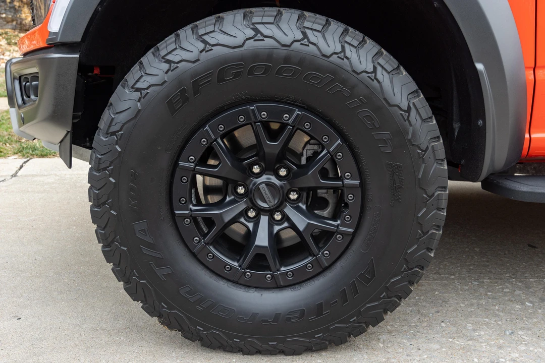 2023 Ford F-150 Raptor 14th Gen - Image 21 of 31