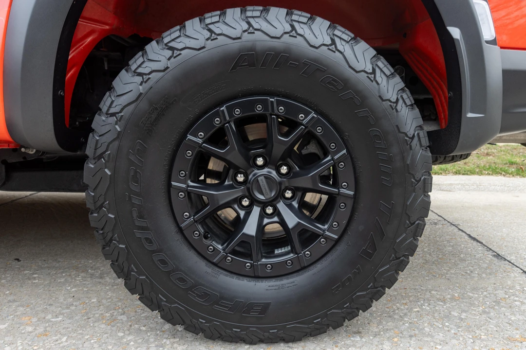 2023 Ford F-150 Raptor 14th Gen - Image 22 of 31