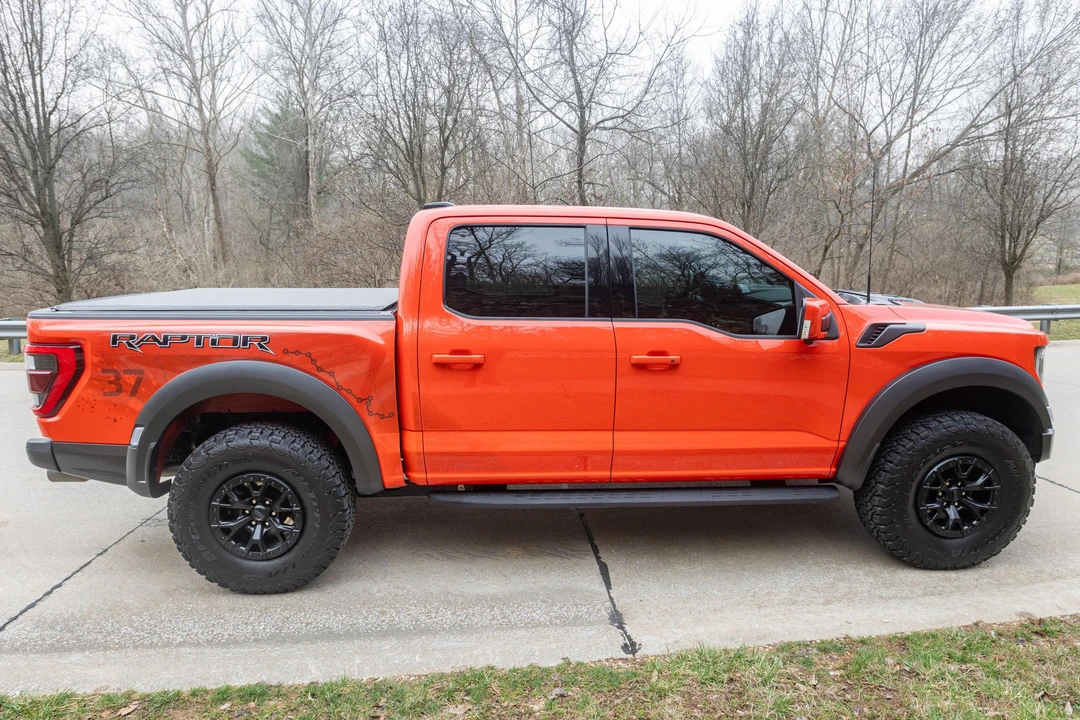 2023 Ford F-150 Raptor 14th Gen - Image 3 of 31
