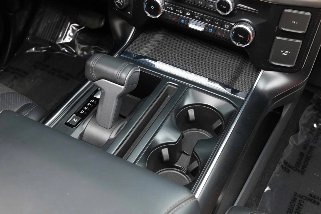 2023 Ford - Image 20 of 31