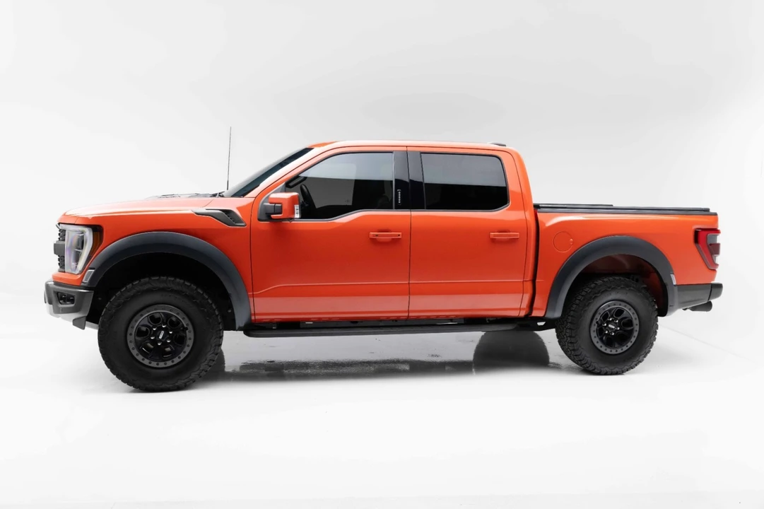 2023 Ford F-150 Raptor 14th Gen - Image 13 of 31