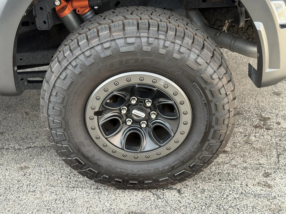 2023 Ford F-150 Raptor 14th Gen - Image 30 of 31