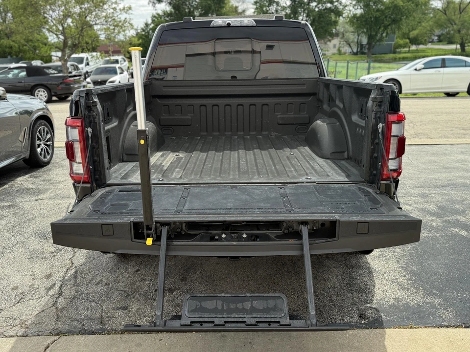 2023 Ford F-150 Raptor 14th Gen - Image 14 of 31