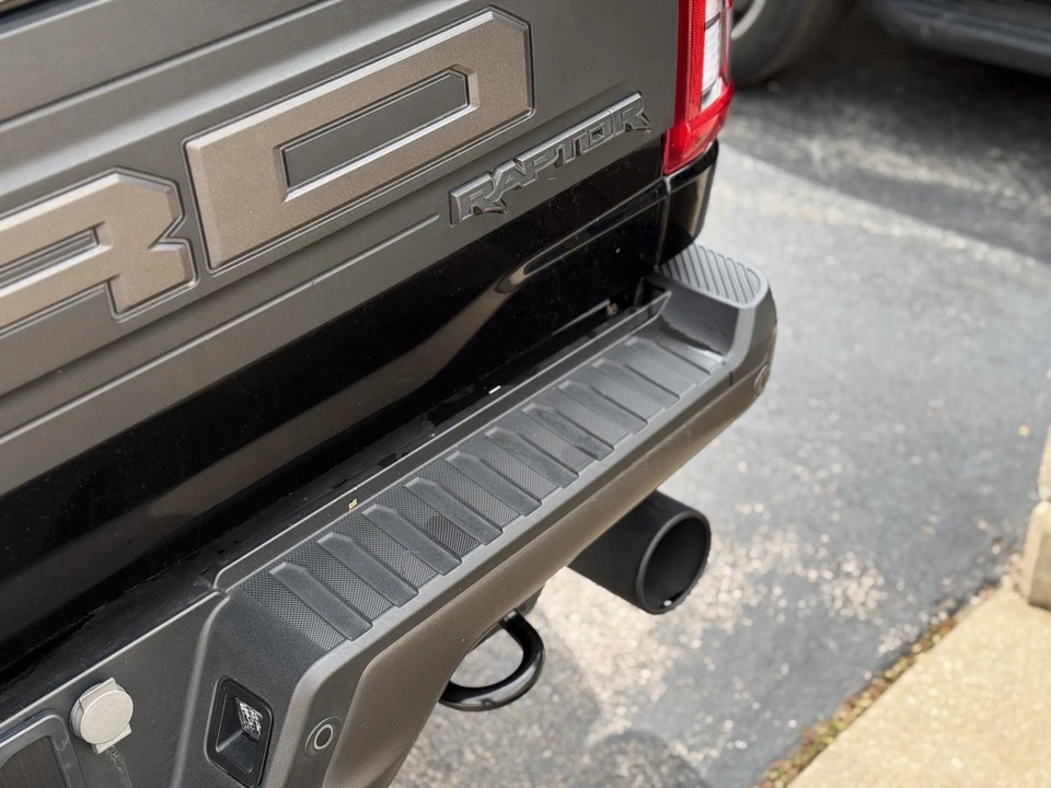 2023 Ford F-150 Raptor 14th Gen - Image 13 of 31