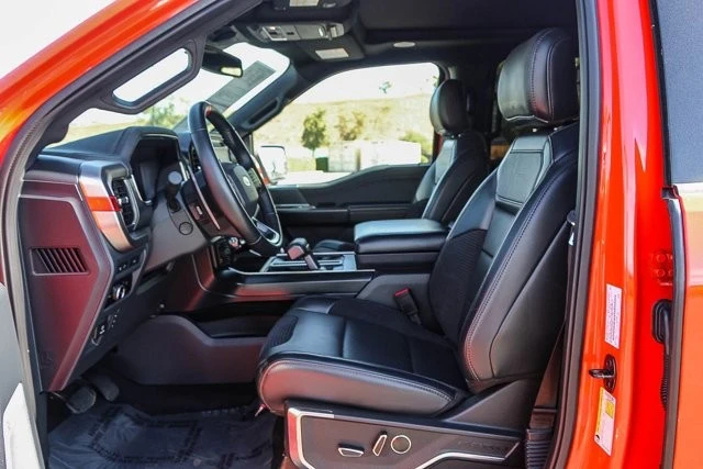 2023 Ford F-150 Raptor 14th Gen - Image 17 of 31
