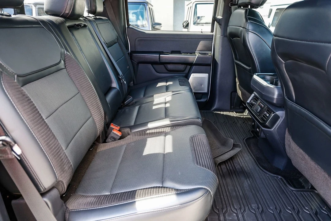2023 Ford F-150 Raptor 14th Gen - Image 18 of 31