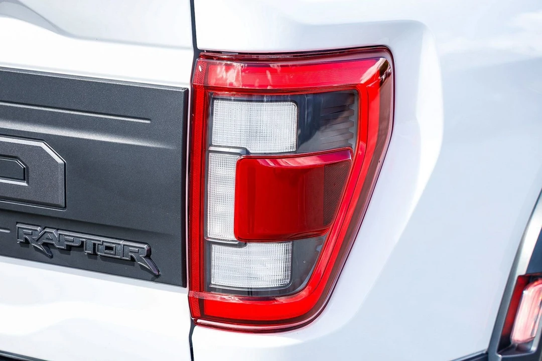2023 Ford F-150 Raptor 14th Gen - Image 8 of 31