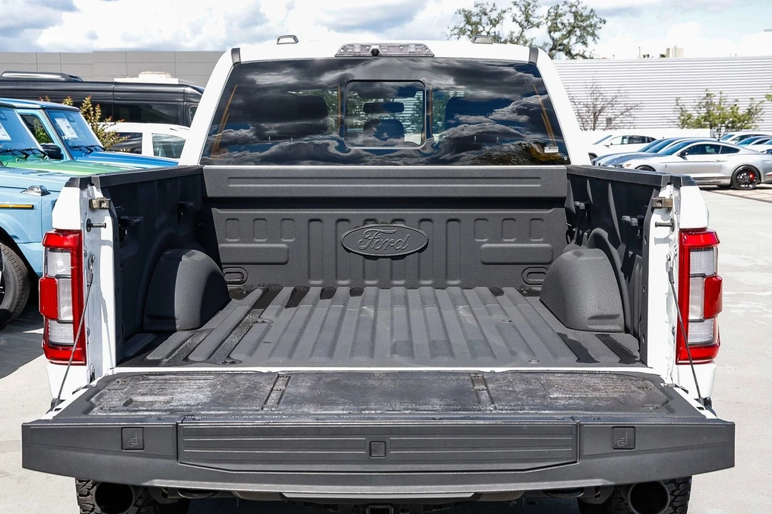 2023 Ford F-150 Raptor 14th Gen - Image 26 of 31