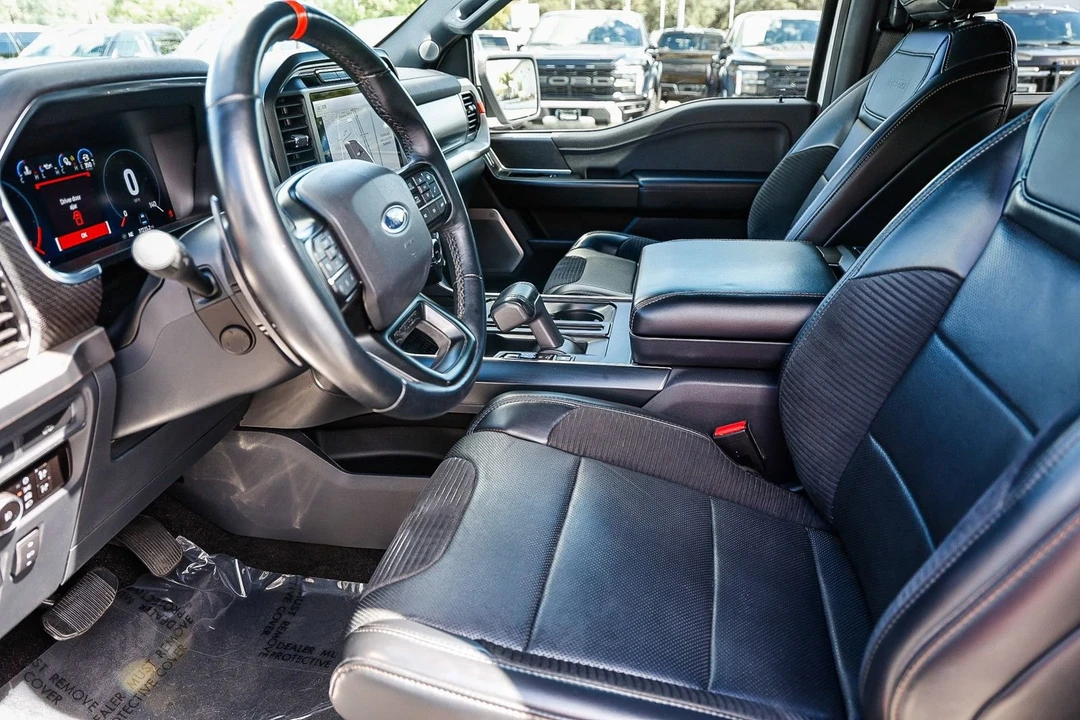 2023 Ford F-150 Raptor 14th Gen - Image 19 of 31