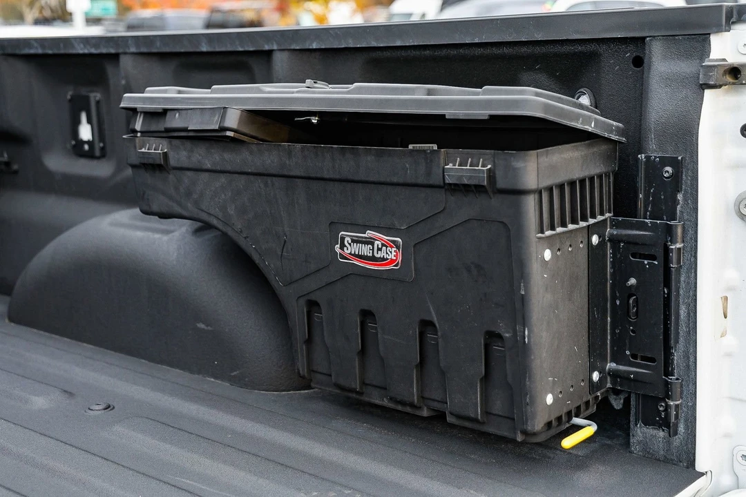 2023 Ford F-150 Raptor 14th Gen - Image 28 of 31