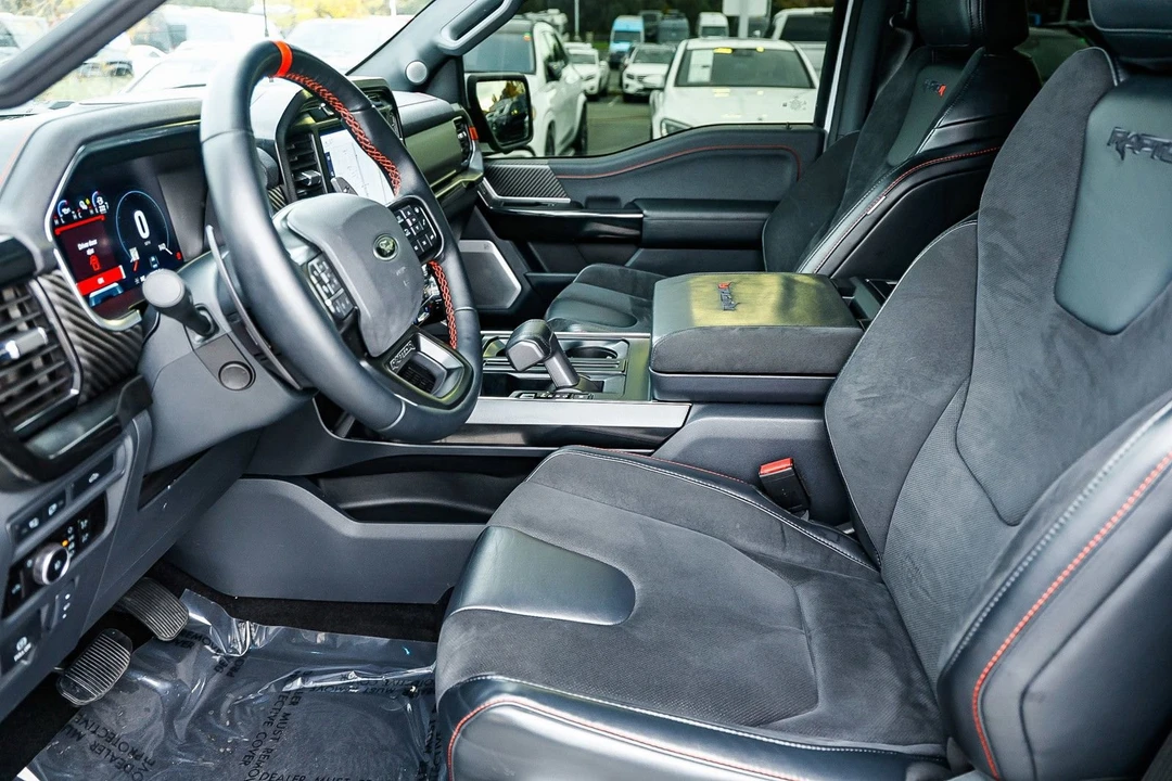 2023 Ford F-150 Raptor 14th Gen - Image 19 of 31