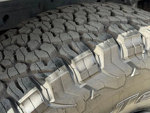 2023 Ford F-150 Raptor 14th Gen - Image 17 of 31