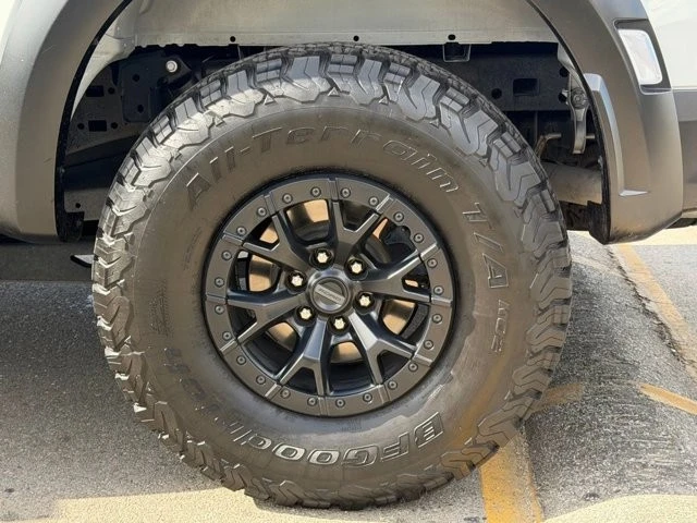 2023 Ford F-150 Raptor 14th Gen - Image 16 of 31