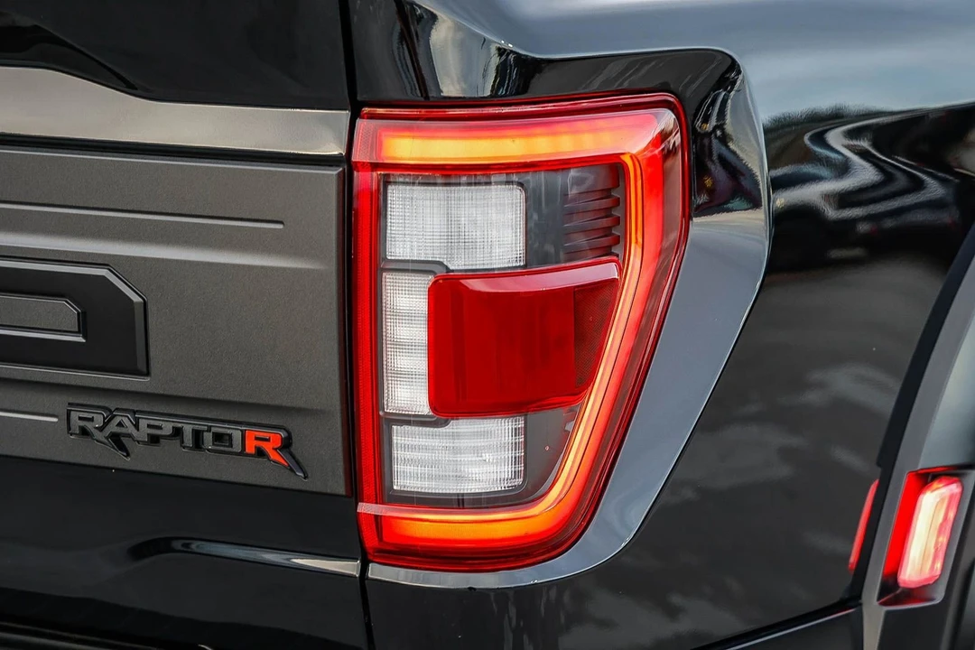 2023 Ford F-150 Raptor 14th Gen - Image 8 of 31