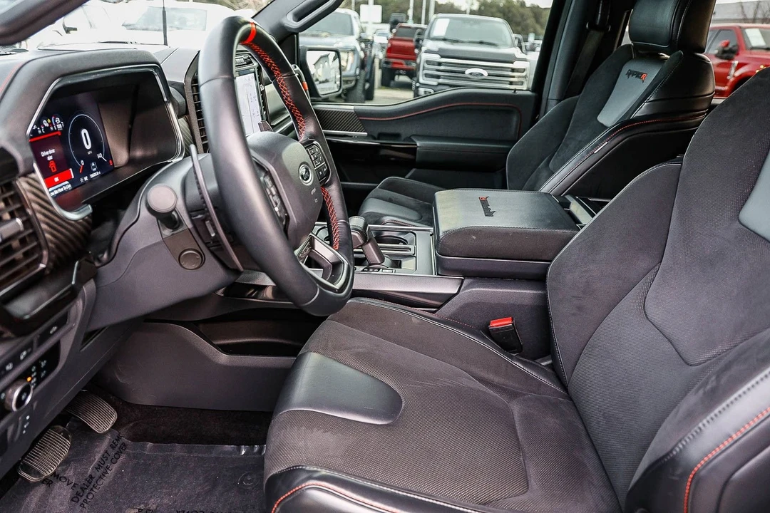 2023 Ford F-150 Raptor 14th Gen - Image 19 of 31