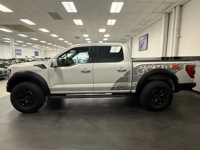 2023 Ford F-150 Raptor 14th Gen - Image 7 of 31