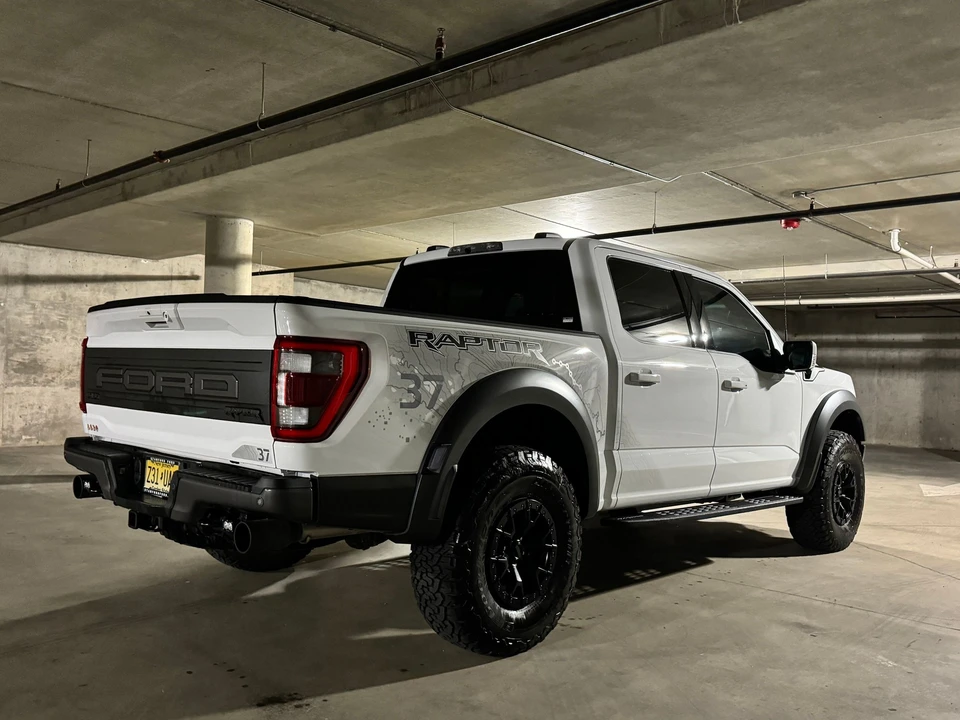 2023 Ford F-150 Raptor 14th Gen - Image 6 of 21