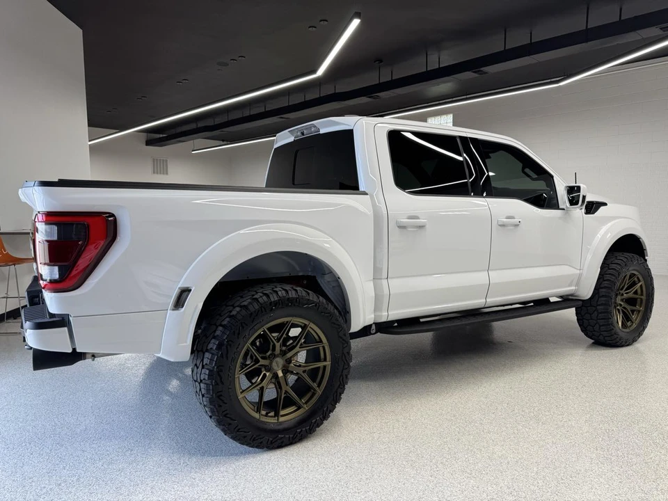 2023 Ford F-150 Raptor 14th Gen - Image 16 of 31