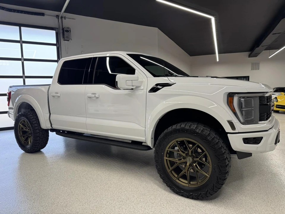 2023 Ford F-150 Raptor 14th Gen - Image 18 of 31