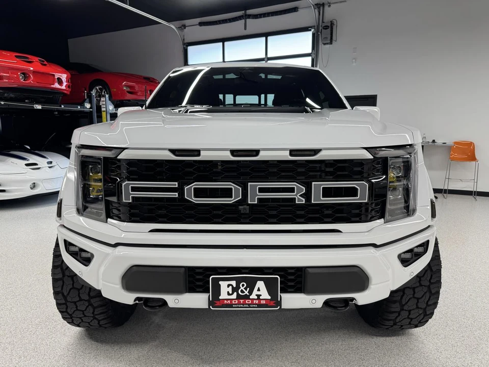 2023 Ford F-150 Raptor 14th Gen - Image 21 of 31