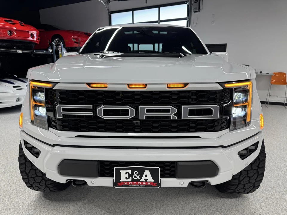 2023 Ford F-150 Raptor 14th Gen - Image 24 of 31