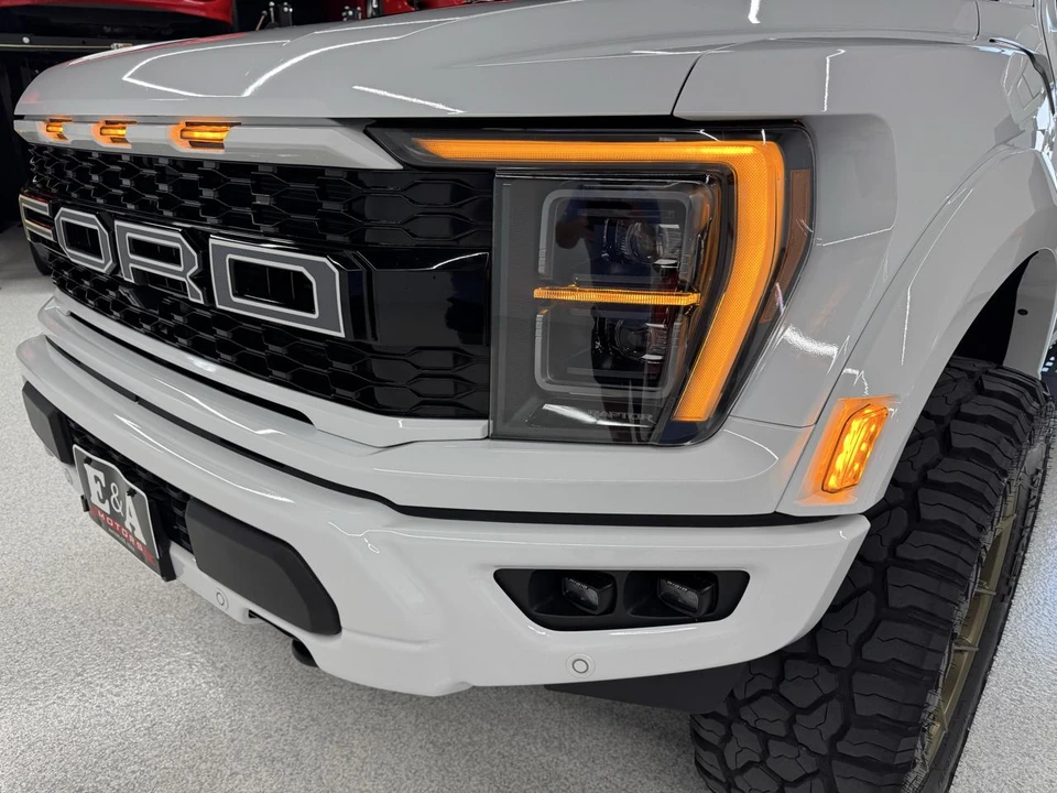 2023 Ford F-150 Raptor 14th Gen - Image 25 of 31