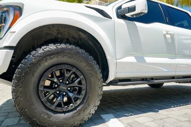 2023 Ford F-150 Raptor 14th Gen - Image 11 of 31