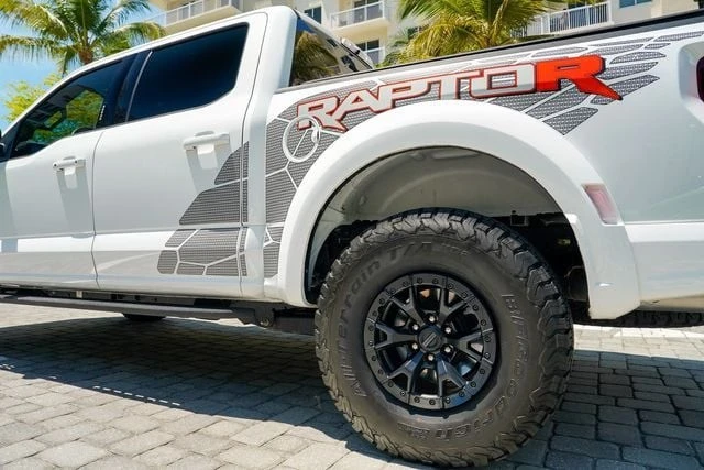 2023 Ford F-150 Raptor 14th Gen - Image 17 of 31