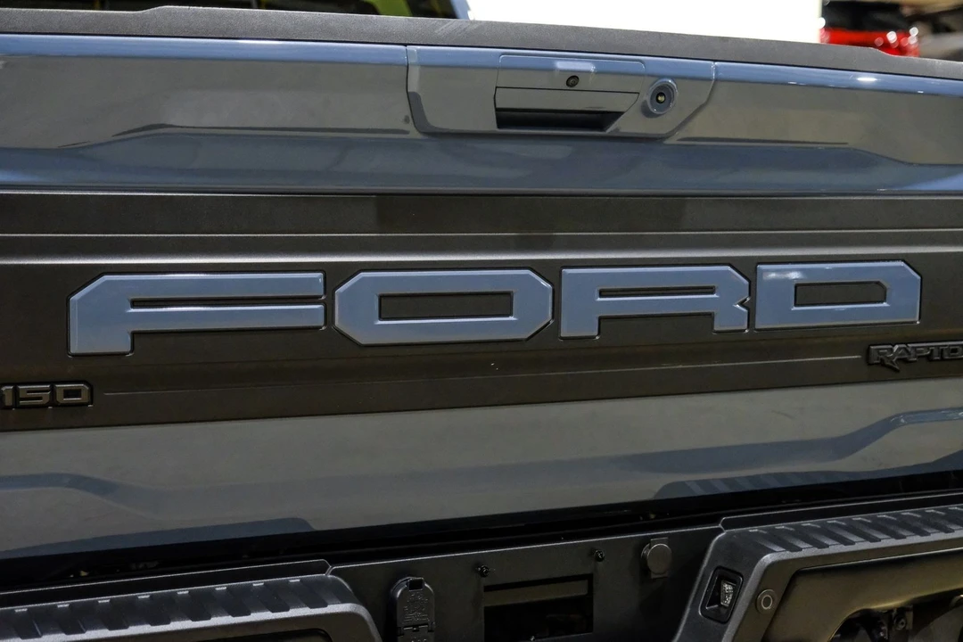 2023 Ford F-150 Raptor 14th Gen - Image 9 of 12