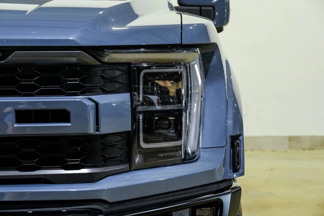 2023 Ford F-150 Raptor 14th Gen - Image 3 of 12