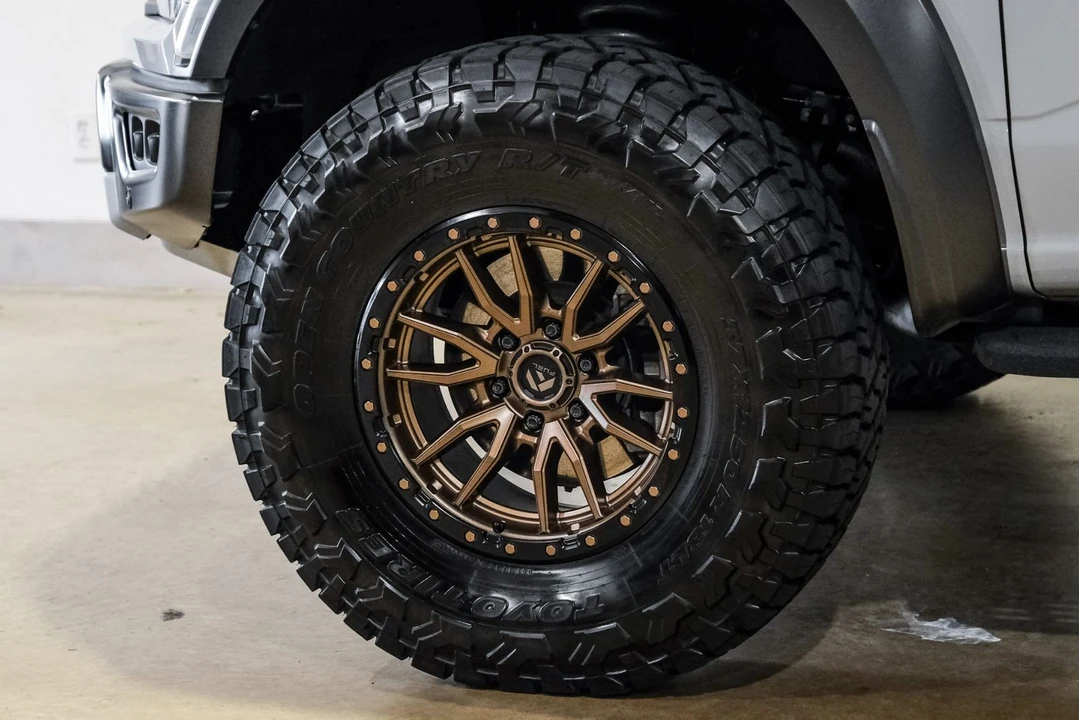 2023 Ford - Image 9 of 12