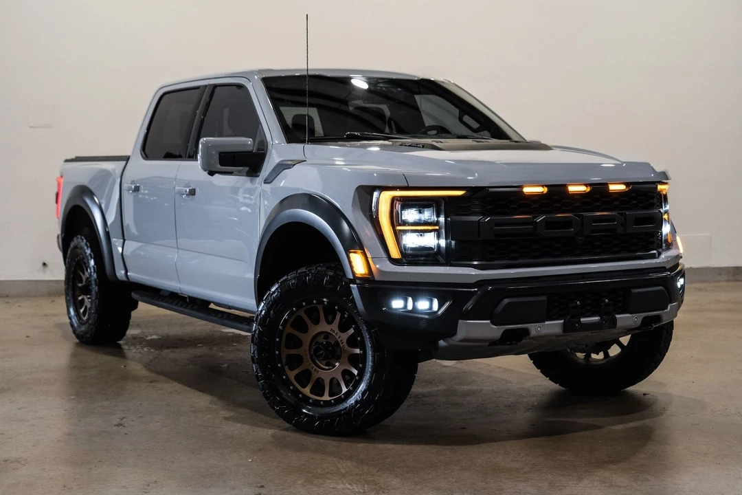 2023 Ford F-150 Raptor 14th Gen - Image 2 of 12