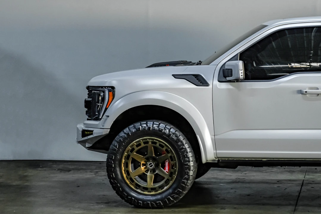 2023 Ford F-150 Raptor 14th Gen - Image 18 of 31