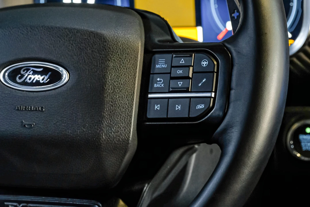 2023 Ford F-150 Raptor 14th Gen - Image 25 of 31