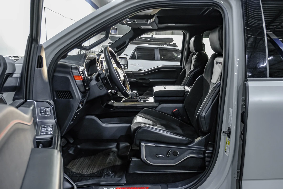 2023 Ford F-150 Raptor 14th Gen - Image 4 of 31