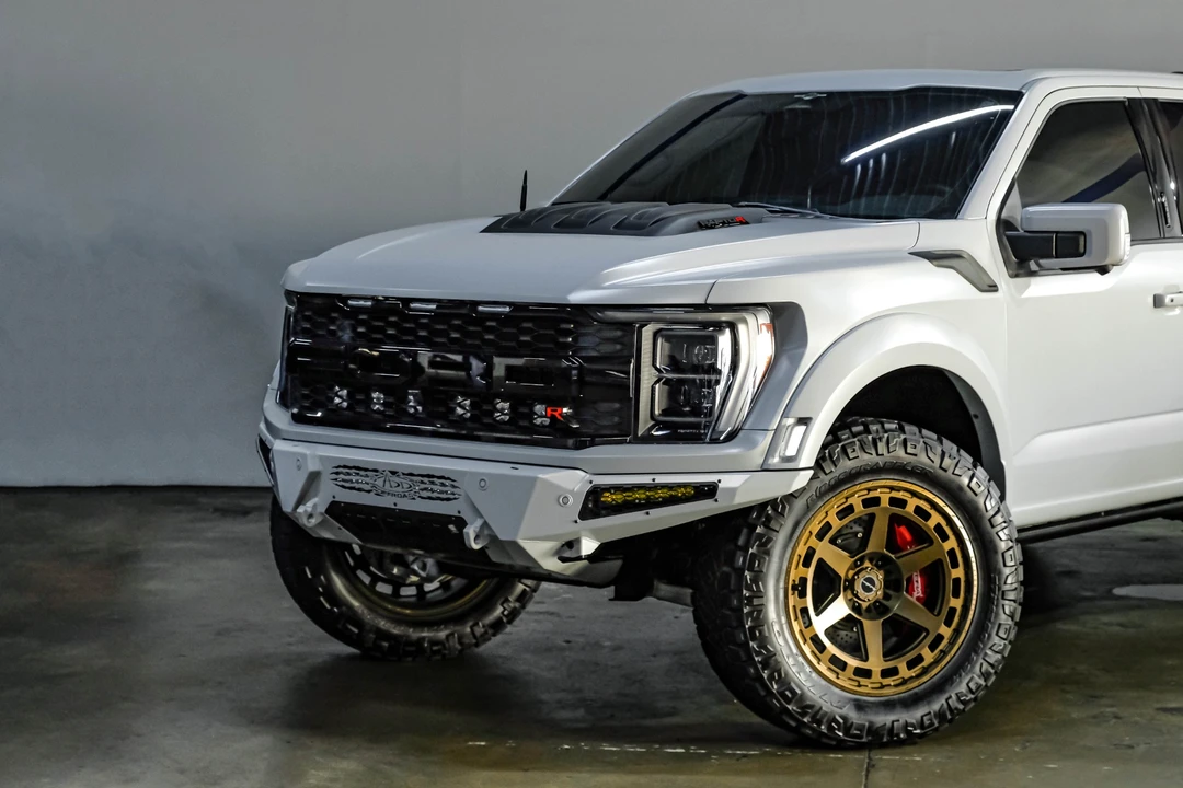 2023 Ford F-150 Raptor 14th Gen - Image 9 of 31