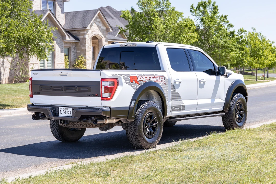 2023 Ford F-150 Raptor 14th Gen - Image 8 of 31