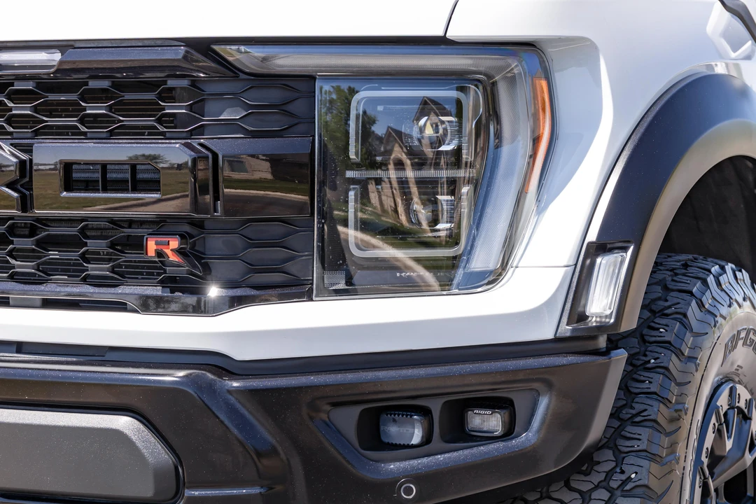 2023 Ford F-150 Raptor 14th Gen - Image 16 of 31