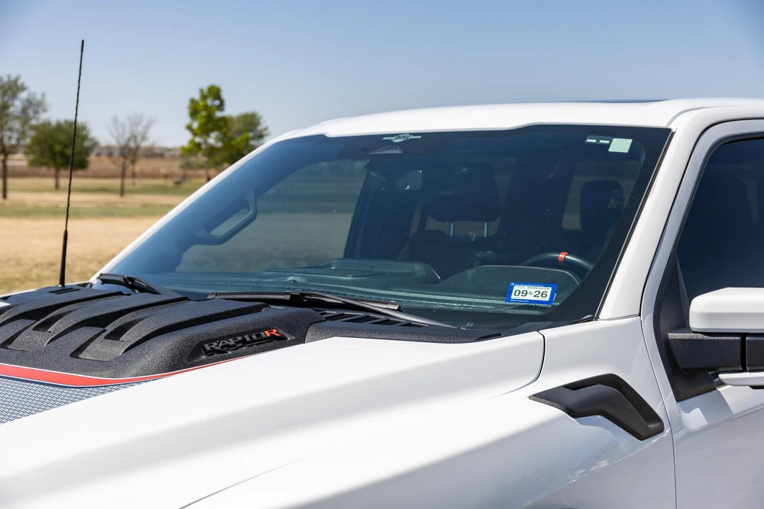 2023 Ford F-150 Raptor 14th Gen - Image 18 of 31