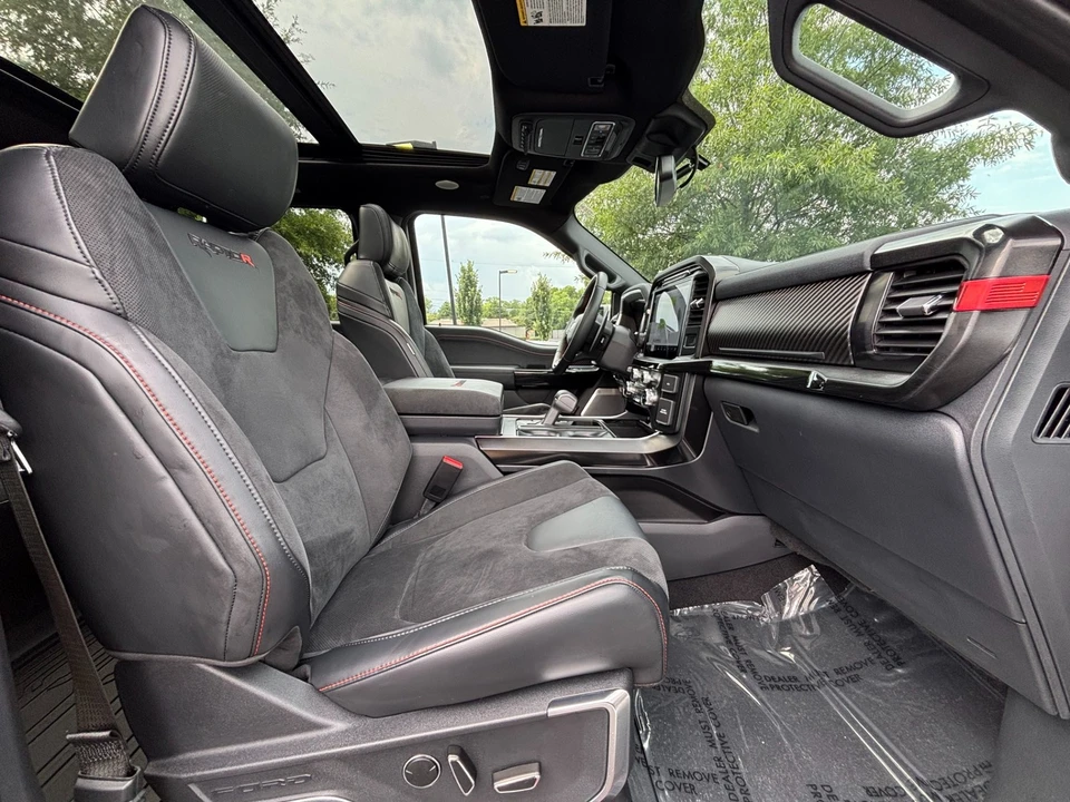 2023 Ford F-150 Raptor 14th Gen - Image 20 of 31