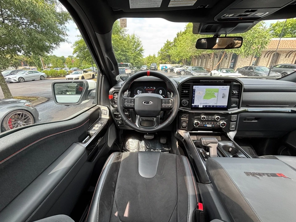 2023 Ford F-150 Raptor 14th Gen - Image 27 of 31