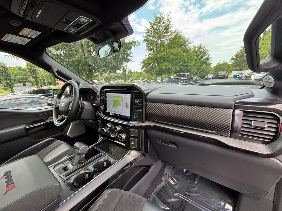 2023 Ford F-150 Raptor 14th Gen - Image 22 of 31