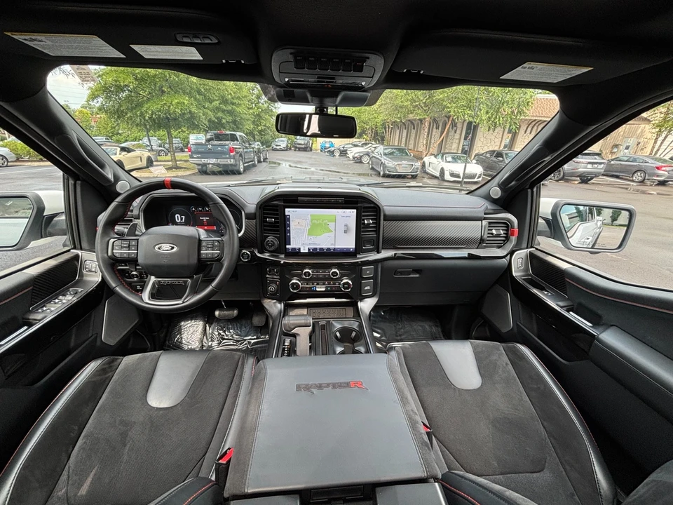 2023 Ford F-150 Raptor 14th Gen - Image 26 of 31