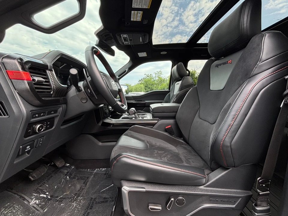 2023 Ford F-150 Raptor 14th Gen - Image 9 of 31