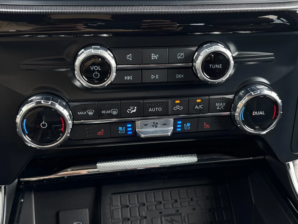 2023 Ford F-150 Raptor 14th Gen - Image 29 of 31
