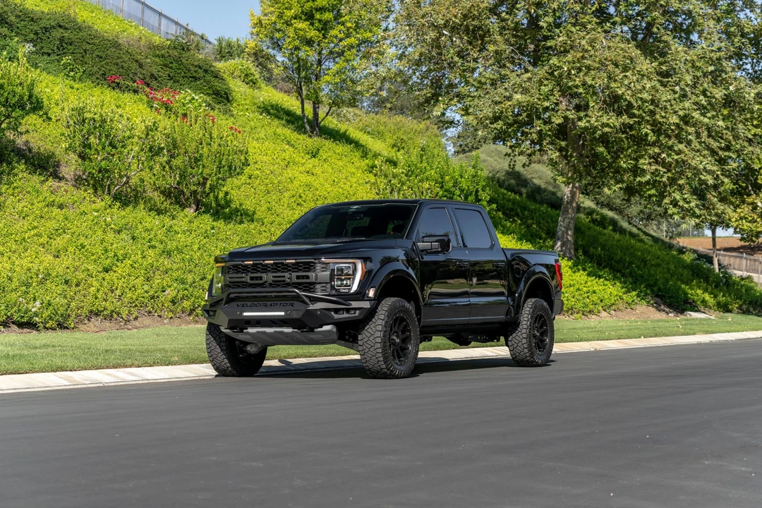 2023 Ford F-150 Raptor 14th Gen - Image 8 of 31