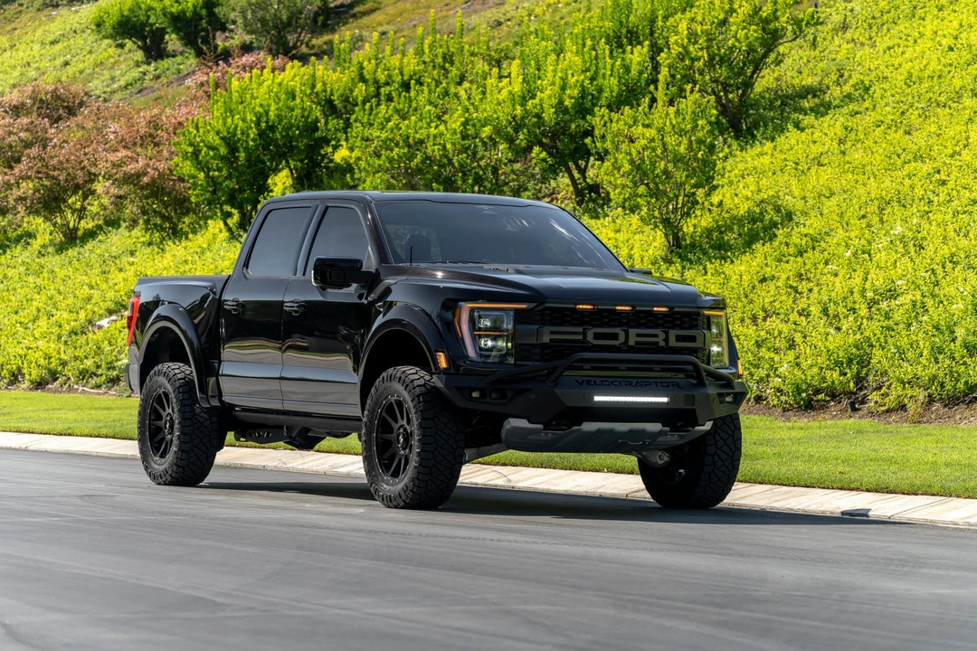 2023 Ford F-150 Raptor 14th Gen - Image 26 of 31